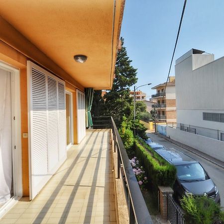 Big Apartment Caprabo Lloret de Mar Exteriör bild